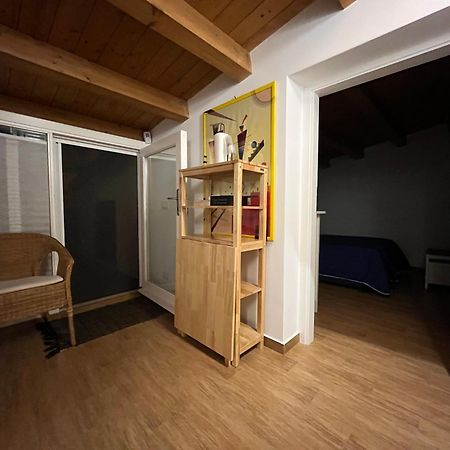 Maquedino Holiday Home & Terrace - Cozy Central Loft パレルモ エクステリア 写真