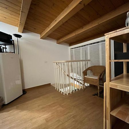 Maquedino Holiday Home & Terrace - Cozy Central Loft パレルモ エクステリア 写真