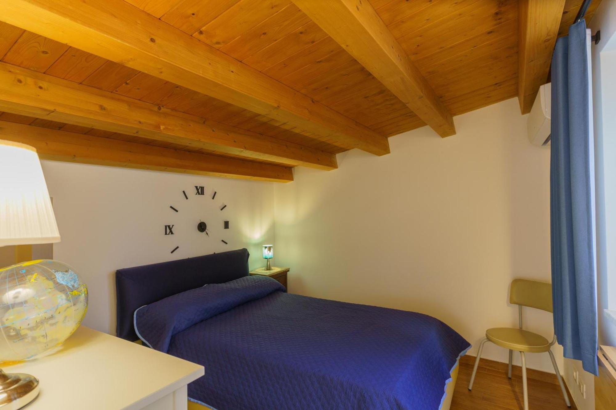 Maquedino Holiday Home & Terrace - Cozy Central Loft パレルモ エクステリア 写真