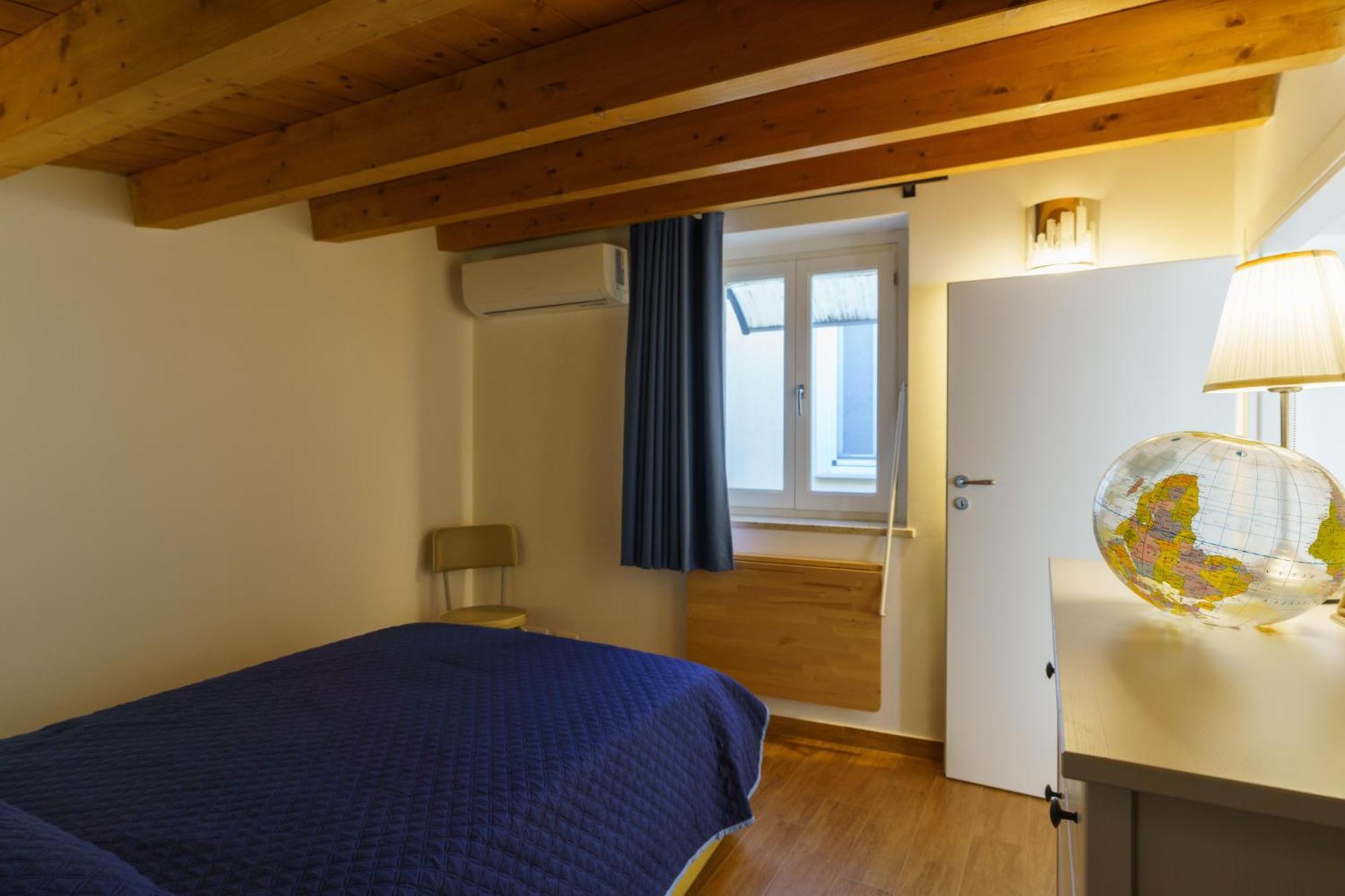 Maquedino Holiday Home & Terrace - Cozy Central Loft パレルモ エクステリア 写真